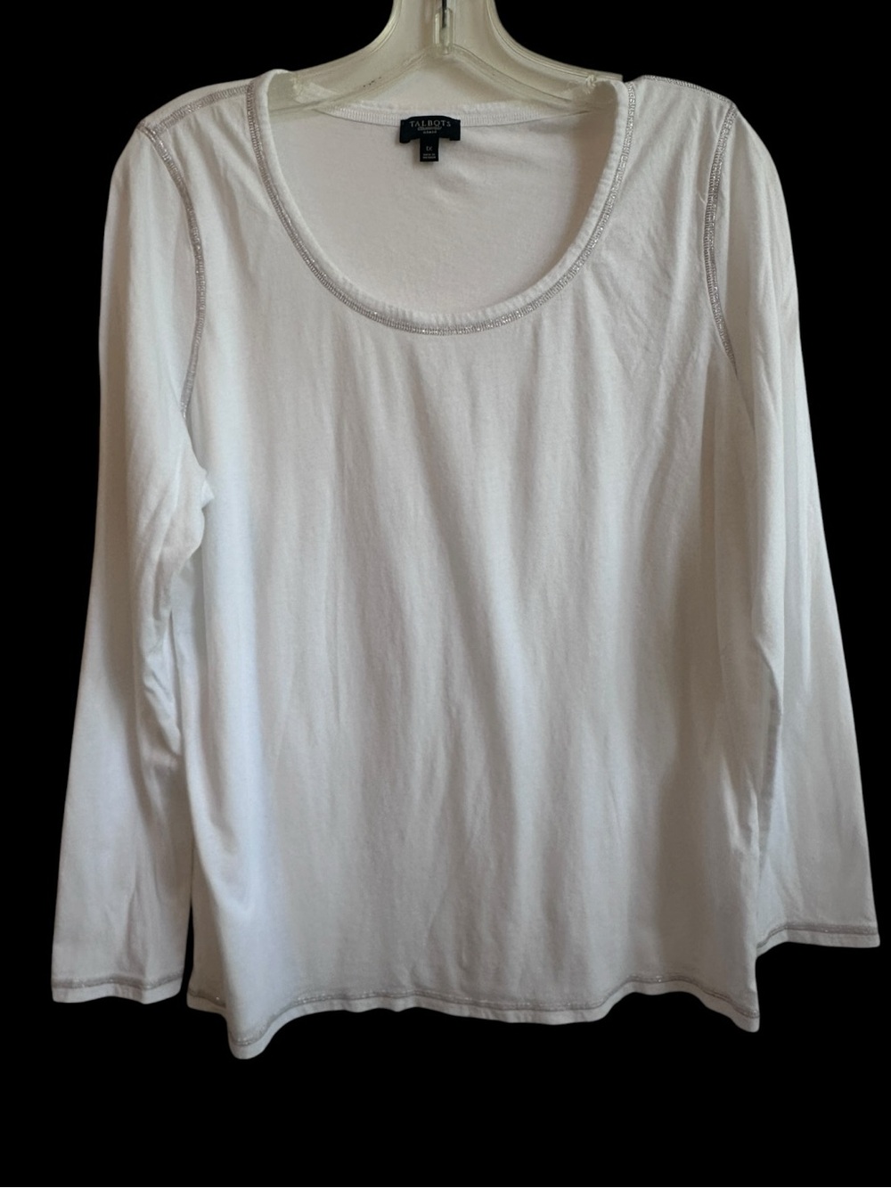 Talbots White Scoop Neck Long Sleeve Tee with Contrast Silver Stitching